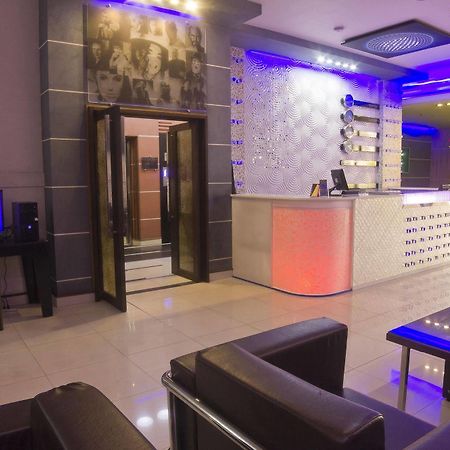 Icon Hotel North Edsa Quezón by Eksteriør bilde