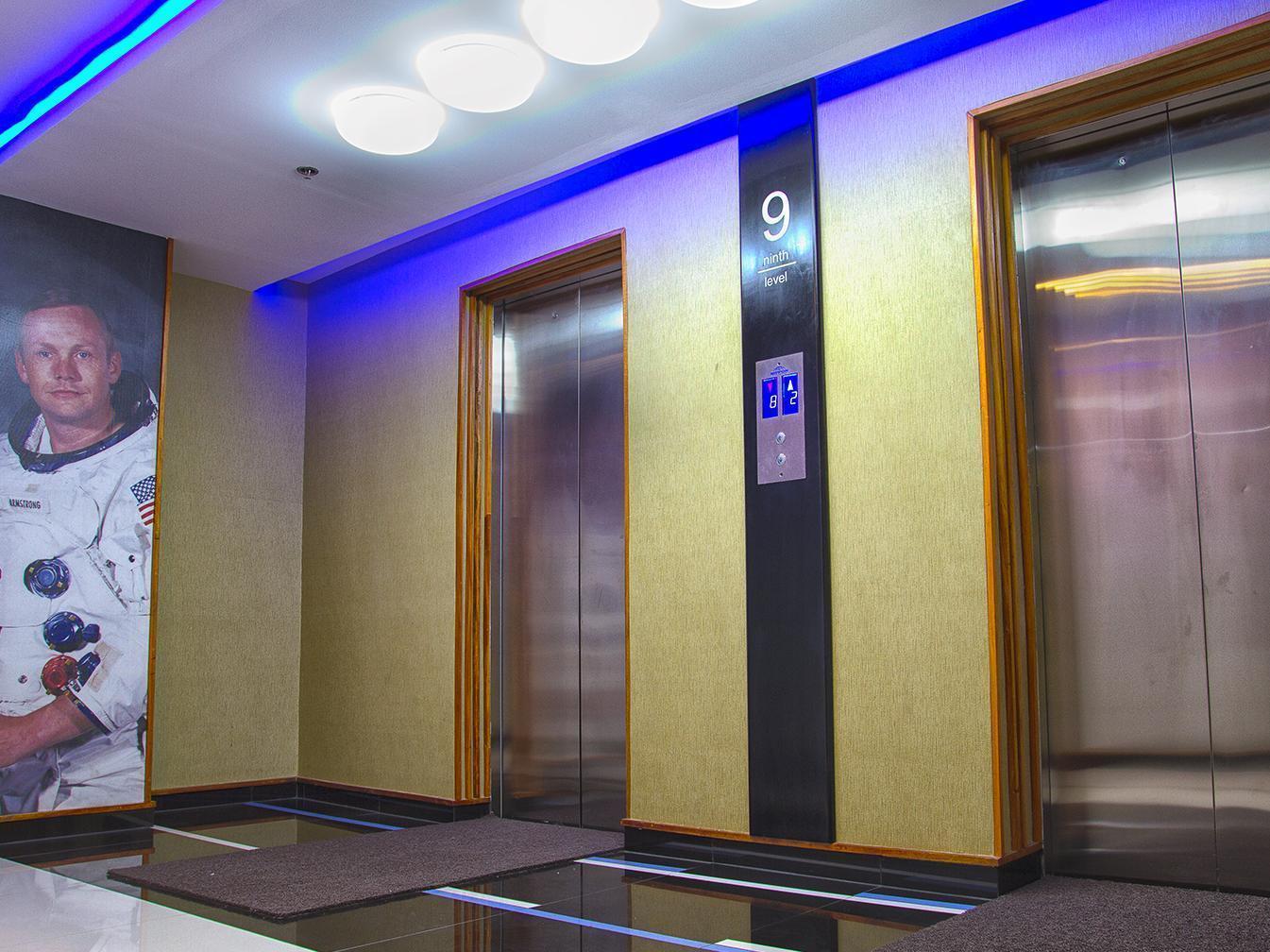 Icon Hotel North Edsa Quezón by Eksteriør bilde